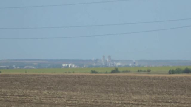 Среди полей недалеко от Михайловки