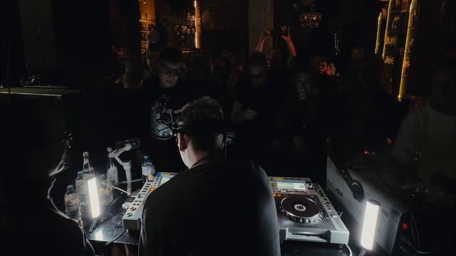 DEFLEE @TechandChiсks 05.01.2026