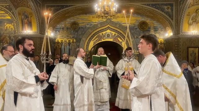 Молитва ко святителю Василию Великому смотреть онлайн