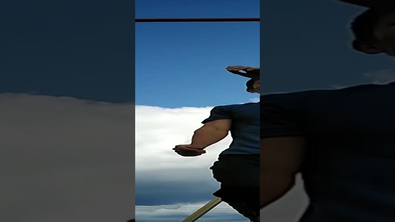 One arm pull up on left arm смотреть онлайн