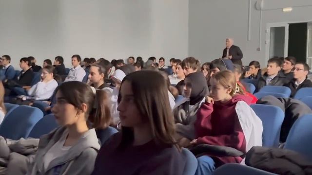 Военно‑патриотический кинопоказ в рамках проекта «Профессионалитет» смотреть онлайн