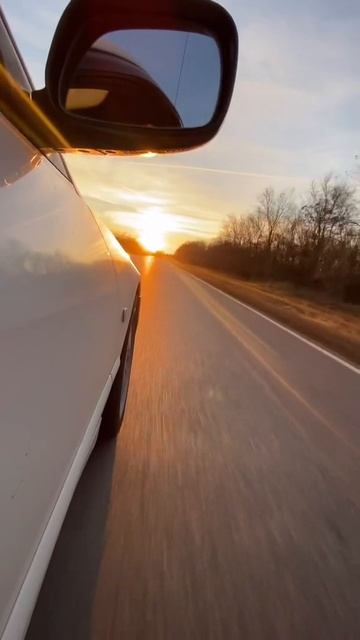 на машине в закат.mp4 смотреть онлайн