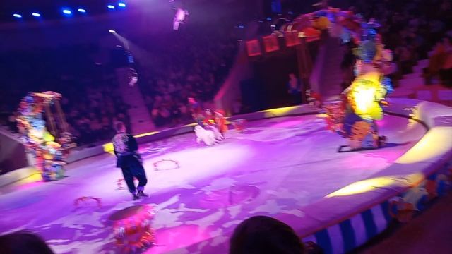 3 часть цирка смотреть онлайн