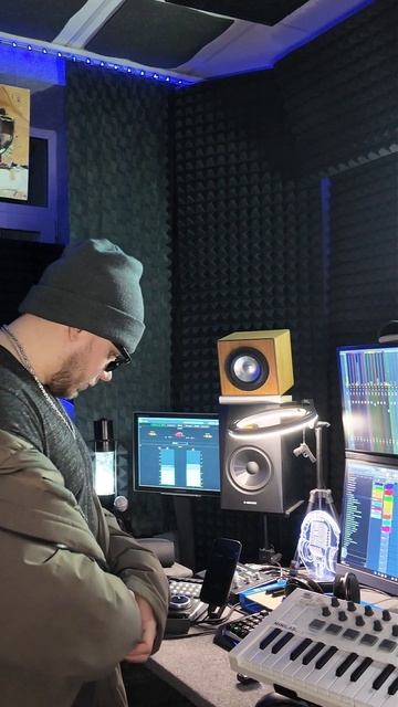 Harry Gold - Stars (free beat)