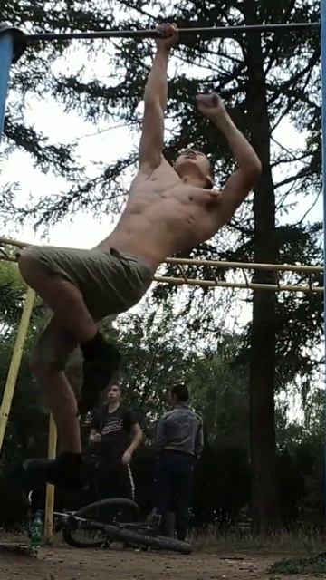 8 one arm pull ups (4 right arm, 4 left arm) смотреть онлайн