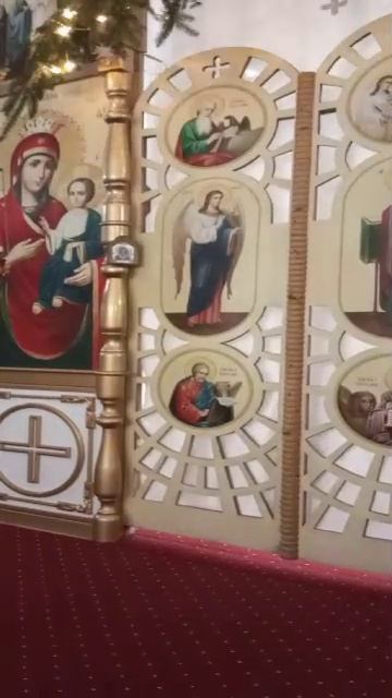 Божественная служба в храме Святой Троицы смотреть онлайн