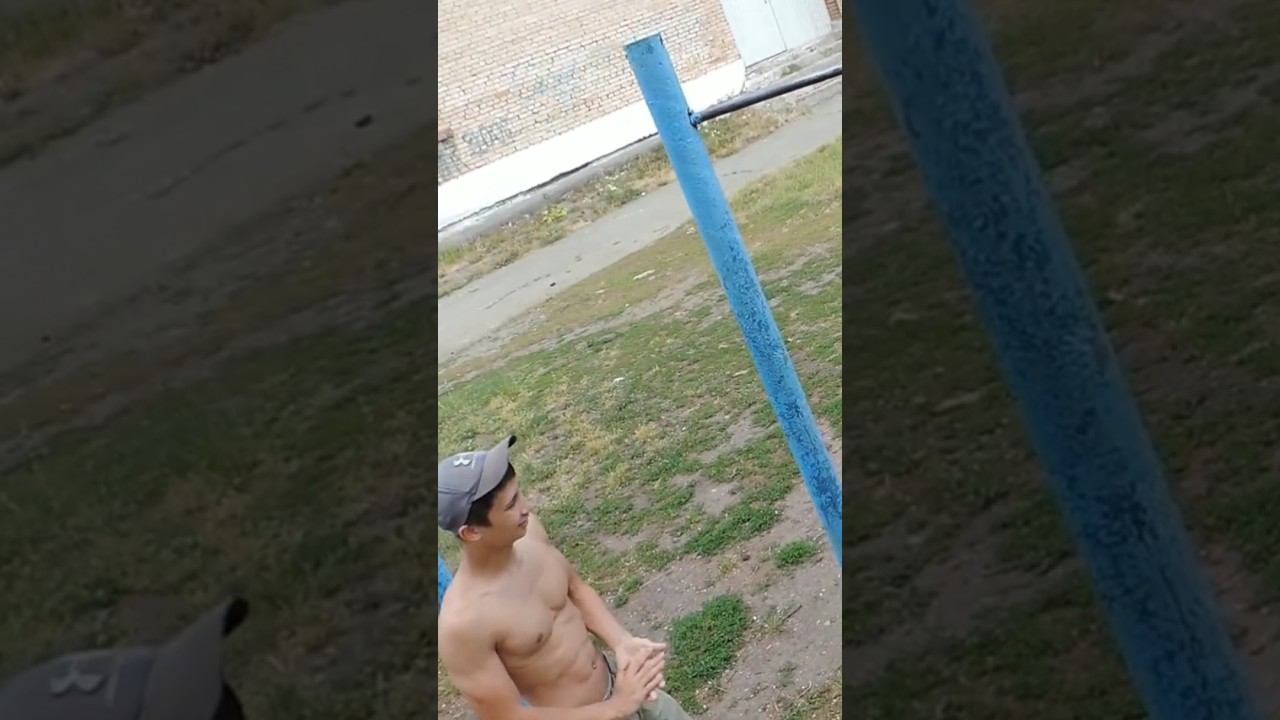 2 one arm pull ups (1 right arm, 1 left arm) смотреть онлайн