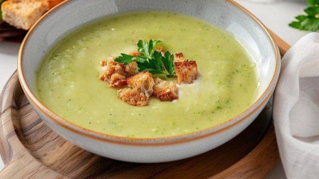 Крем суп брокколи 🥦 и сыр Чеддер смотреть онлайн