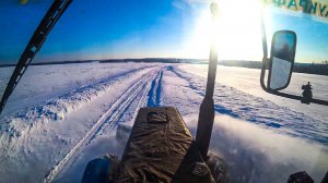 Трактор МТЗ-82.1 на расчистке дорог от снега.