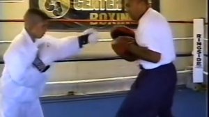 Тренировка на лапах 2