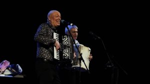 Шикарная Песня на ВСЕ Времена! Зал в ВОСТОРГЕ!