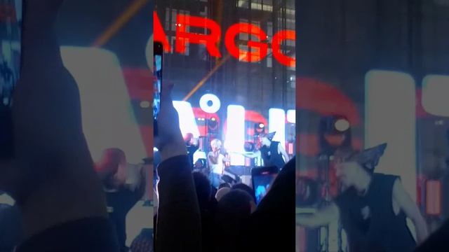 Концерт в ТЦ Ривьера | ЖАРА Lite