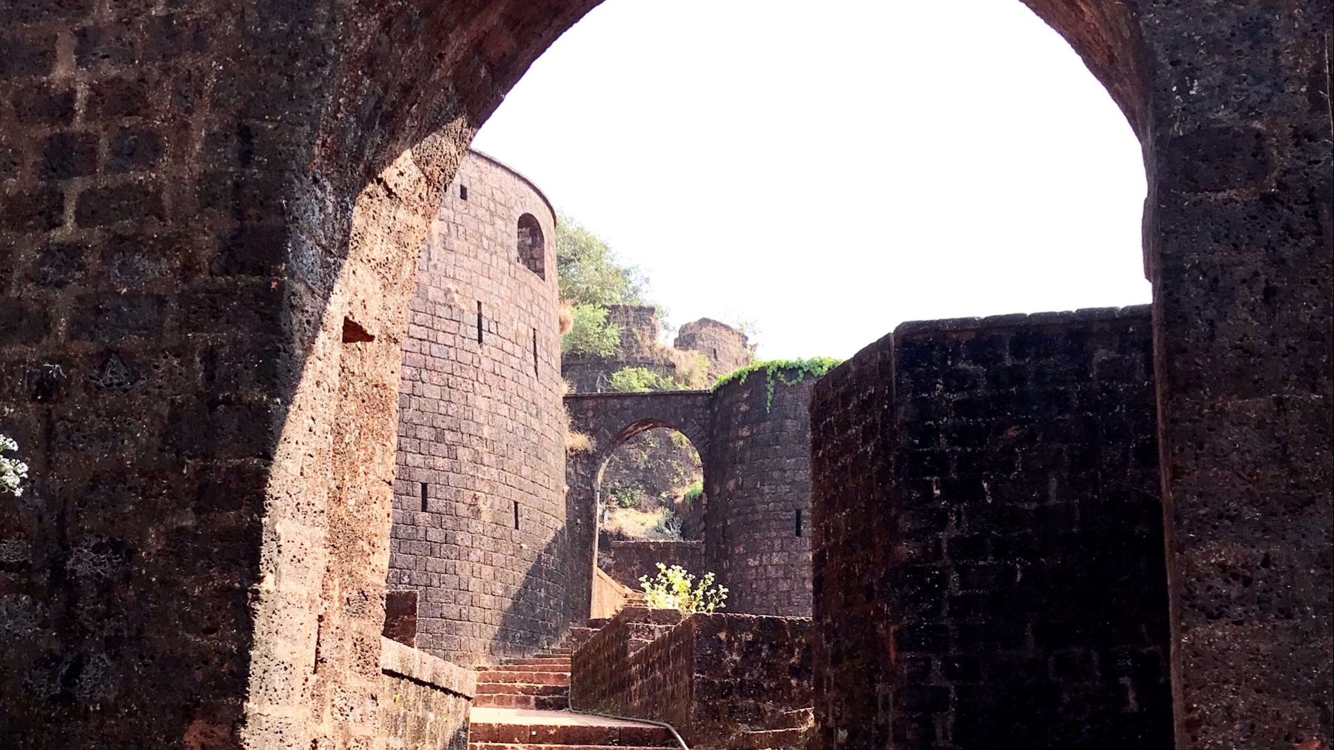 ИНДИЯ, достопримечательности. Реди форт, Махараштра смотреть онлайн