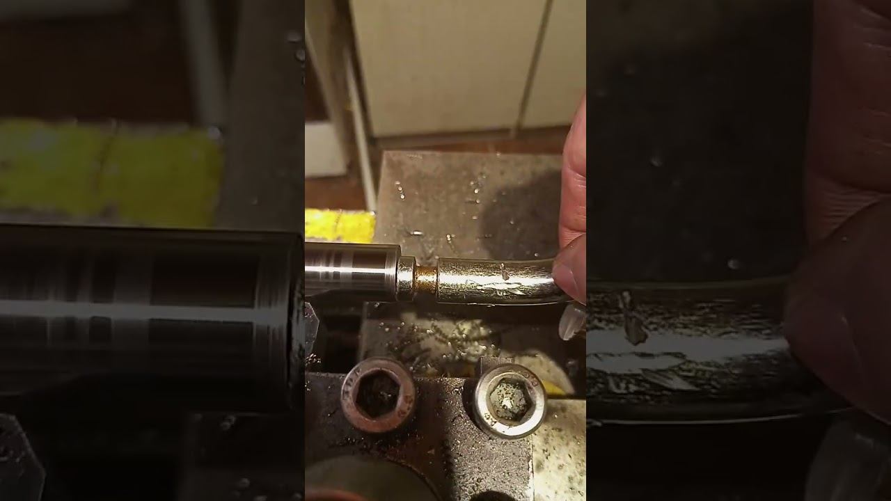 Ламповая токарка!!! Как починить замок на токарном станке.