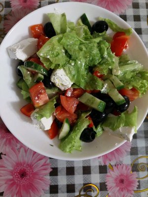 мукбанг/греческий  салат