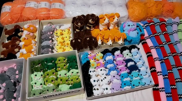 Навязала, за половинку января))) Первый выход на ярмарку в этом году.