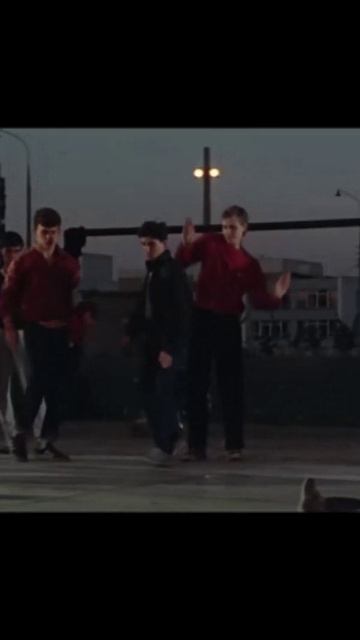 Брейк Курьер ( драма, реж. Карен Шахназаров, 1986 г.) смотреть онлайн