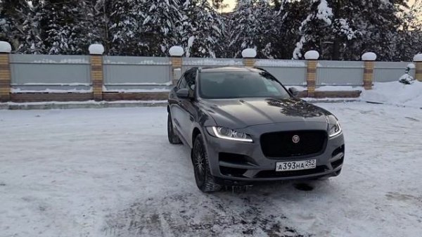 Роскошный Jaguar F-Pace