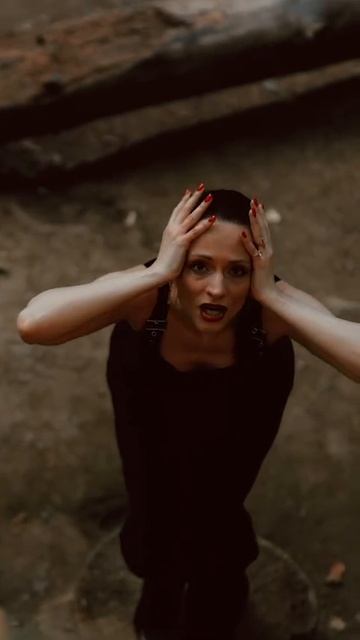 «Проверьте мои вены» на всех музыкальных площадках смотреть онлайн