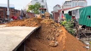 Start Opening New Project!!Bulldozer KOMAT_SU D20P pushing Soil into Concrete road& 5Ton Trucks.