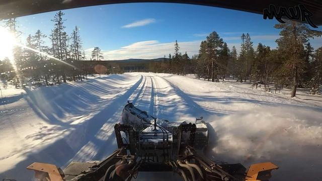 Уборка снега на шведской ветроэлектростанции. смотреть онлайн