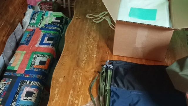 Распаковка посылок из Екатеринбурга от моей подписчицы/ Всё для госпиталя и детям гостиницы. смотреть онлайн