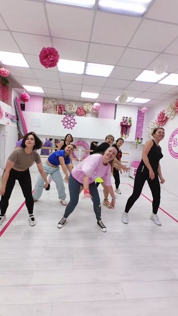 Zoo / Zootapia 2🐈🐒🦩 / движ112
#движ112  #танцую #dance #Shakira #zootapia2