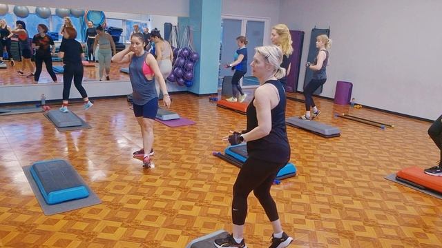 ИНТЕРВАЛЬНАЯ ТРЕНИРОВКА / INTERVAL TRAINING смотреть онлайн