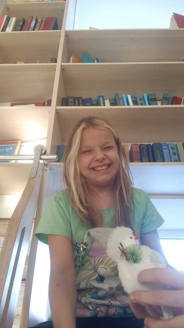 старшая и младшая смотреть онлайн