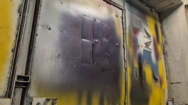 Iwata W400 S27 или Lv2.