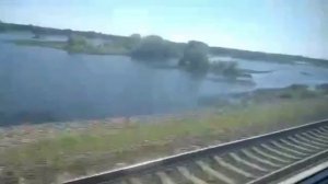 МЕЖДУ НАМИ КИЛОМЕТРЫ, А ВОКРУГ ПУСТОТА...