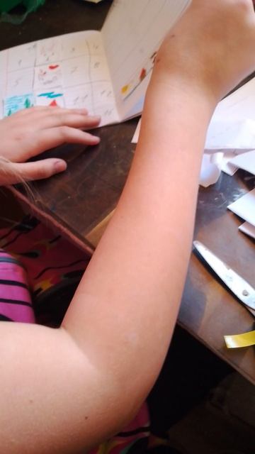 распаковка Пишите в комментах что дальше смотреть онлайн