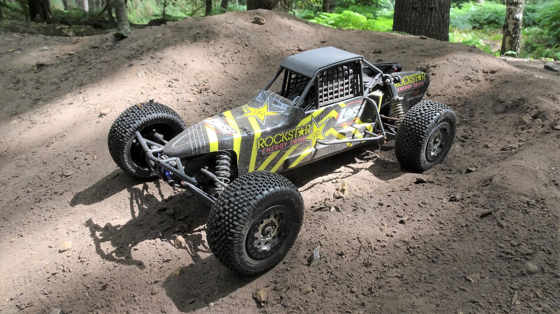 Losi XXX-SCB 1:10 Scale RTR RC Short Course Buggy - High Speed Dirt Run