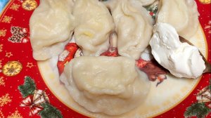 Вареники с начинкой из капусты и мясного фарша. Идеальное эластичное тесто.