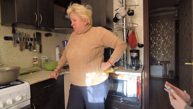 Готовлю с Леночкой плов,чуть хату не спалила 🤦‼️ смотреть онлайн