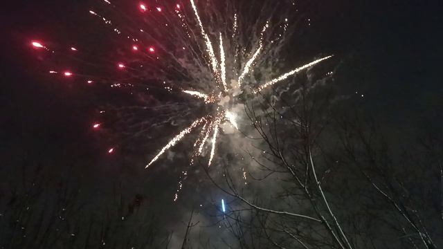 Новогодний салют смотреть онлайн