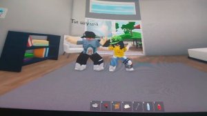 Я с подругой,не обращайте внимания на мои губы 😂😂😂😂