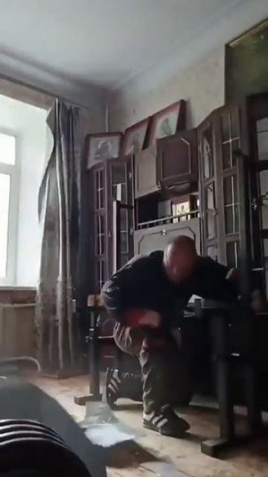 Типичный сосед сверху🤣