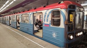 электропоезд 81-717 Номерной на станции Технопарк