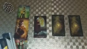 Выйдет ли он Первым на Связь 🌷 Расклад таро