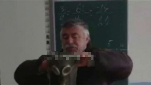 #Россия Все говорят, русские это свиньи! Ничего необычного, просто в одной из Краснодарских школ смотреть онлайн