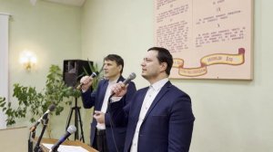 Благословен тот дом