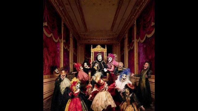 Безумный карнавал смотреть онлайн