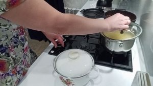 Закваска, день третий)) Пока всё нравится