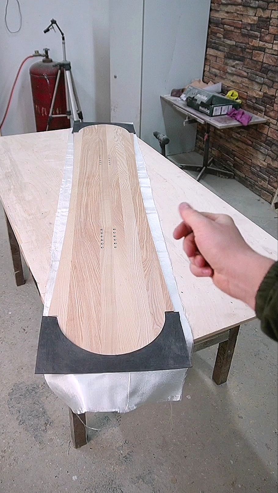 Сделал настоящий самодельный сноуборд #сноуборд #карвинг #самоделки #своимируками #сделайсам #diy