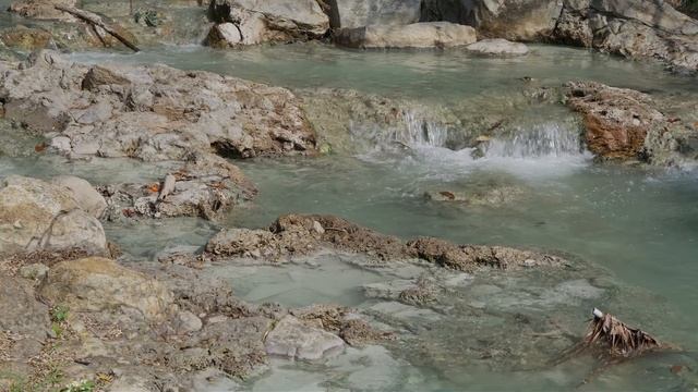 звуки ручья.звук ручья