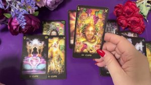 ТАРО РАСКЛАД☘️❤️ДА УЖ. Отношение КОРОЛЯ К ДВУМ ДАМАМ!