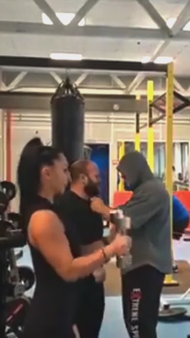 Чуть помедленнее, Кони)