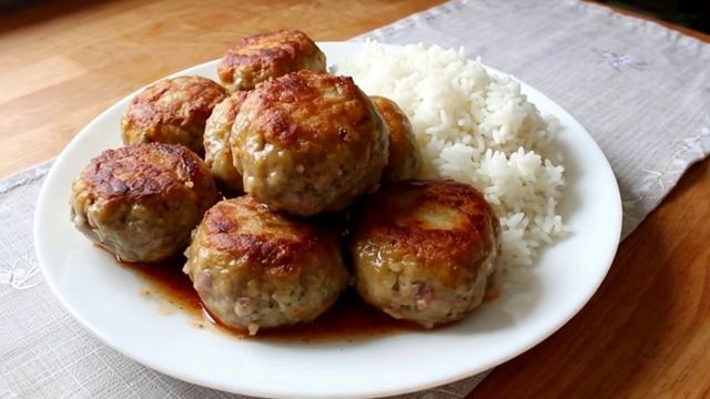 ТЕФТЕЛИ С РИСОМ. Рецепт внутри! С Вас подписка, лайки и комменты! смотреть онлайн