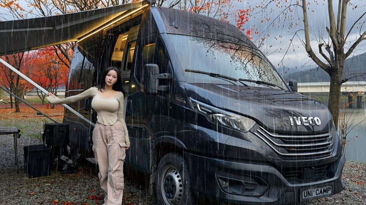 ☔Кемпинг под дождём с роскошным автодомом за 100 000 долларов. смотреть онлайн